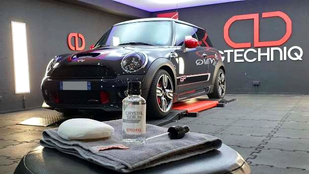 Mini Cooper S GP protected with Gtechniq Crystal Serum Light ceramic coating